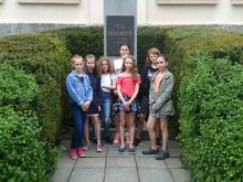 Přívratská - 01-holky.jpg