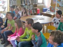 novakova - Cesta-do-knihovny-1.jpg