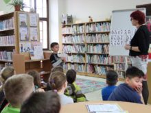 novakova - Cesta-do-knihovny-13.jpg