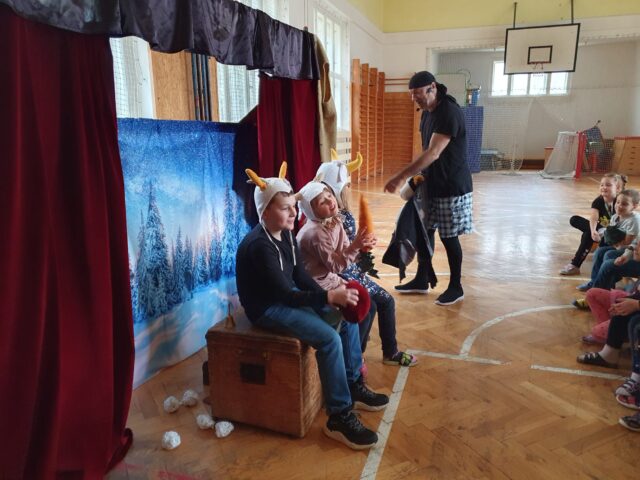 Divadlo - 1707414363582