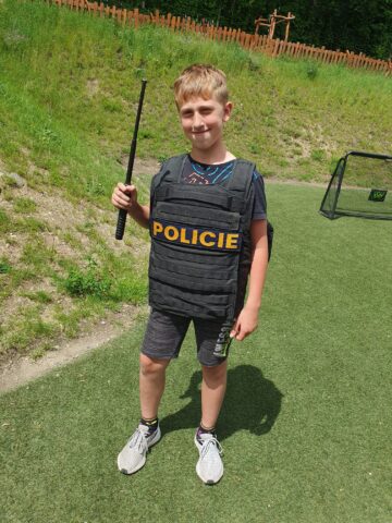 Policie - 14