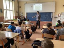 Beseda_9.B_urad_prace - IMG-0180