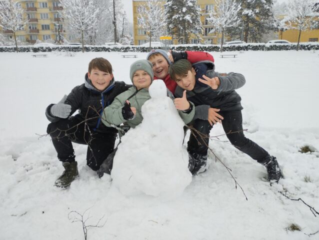 Sněhuláci - 1702373150956